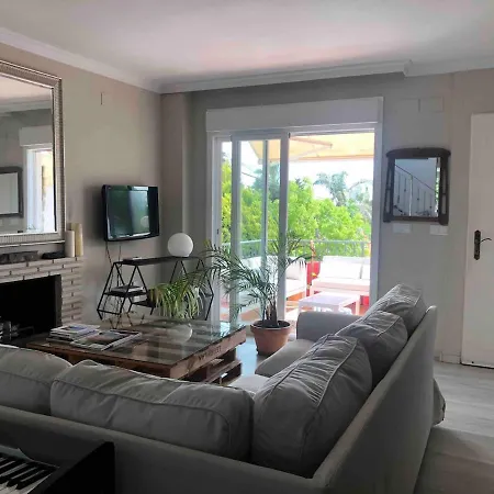 Fantastic Family Holiday On The Beach Apartment